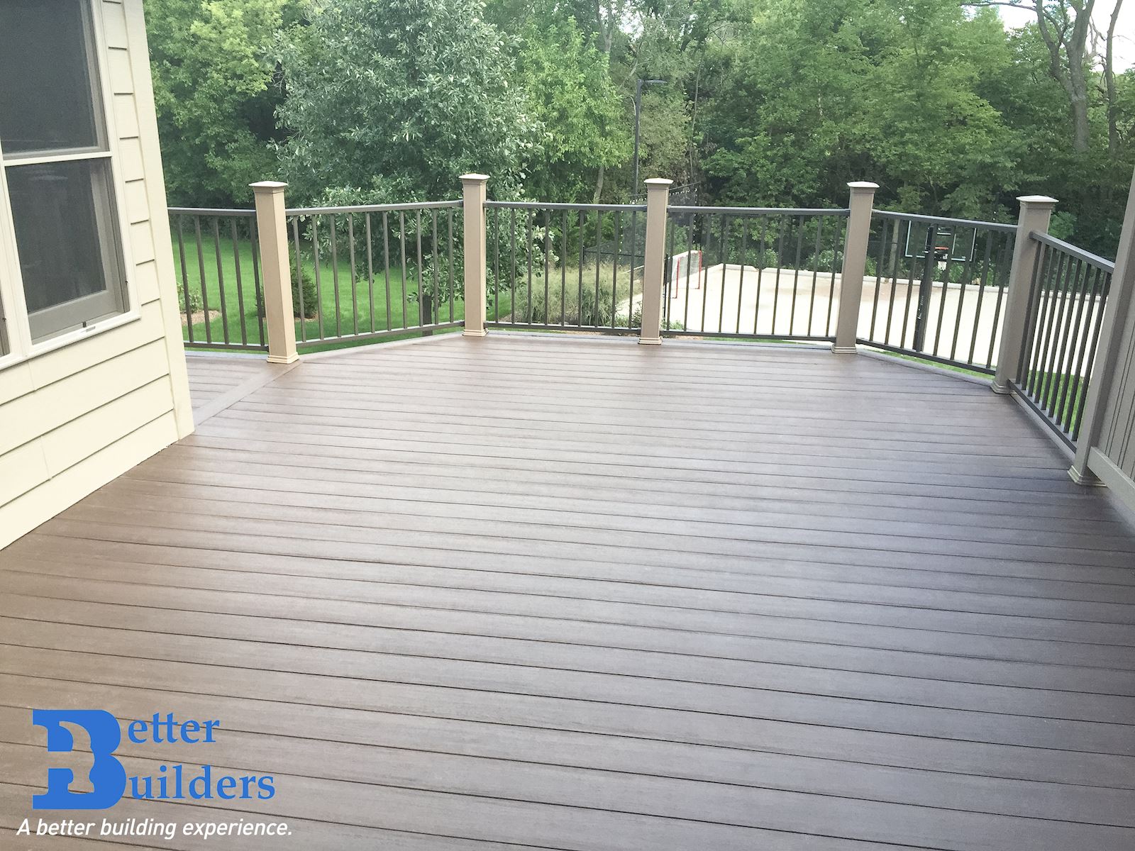 Walkway with Privacy - Urbandale, IA